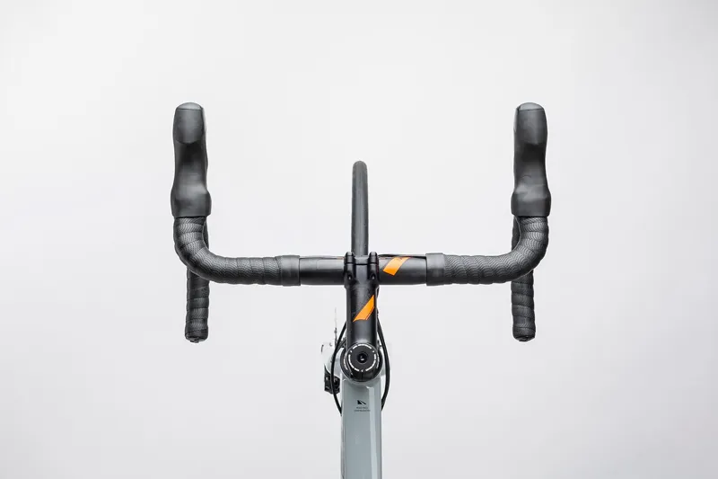 2017 Cube Attain Race Disc Aluminium Road Bike-1