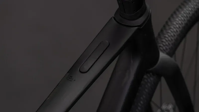 Cube Nuroad C:62 One Gravel Bike In Blackline-2