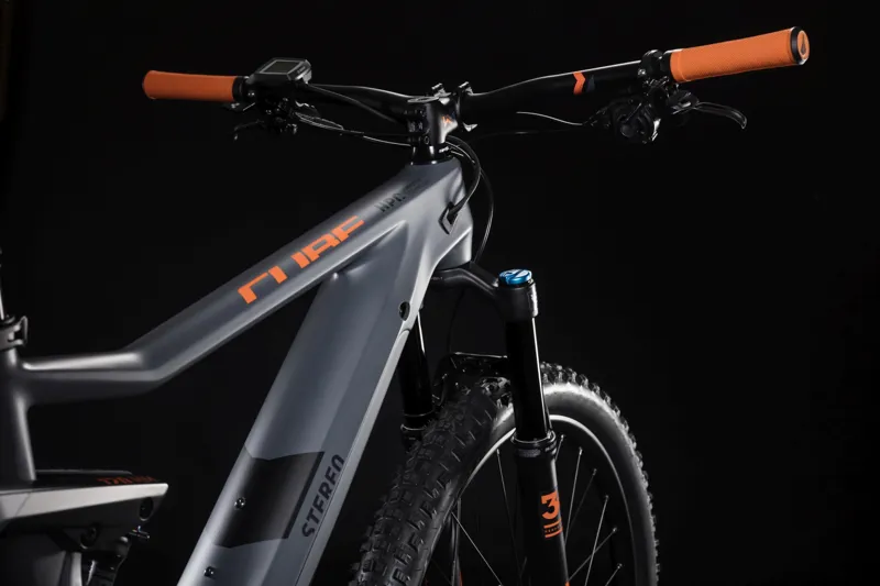 cube stereo hybrid 120 carbon