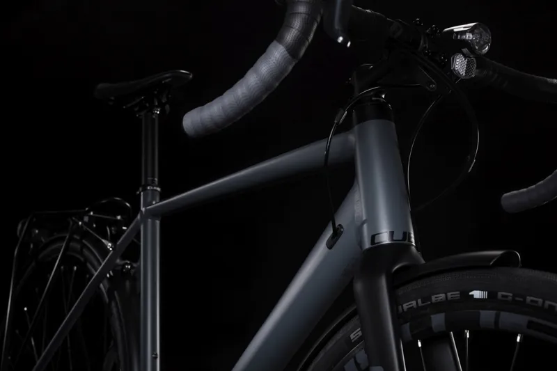 2019 Cube Nuroad Pro FE Aluminium Gravel Bike-1