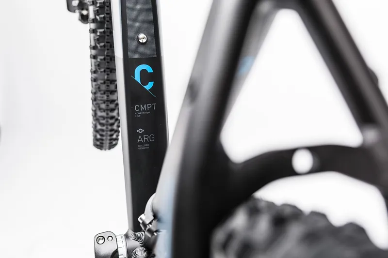 2017 Cube Attention Aluminium Mountain Bike-3