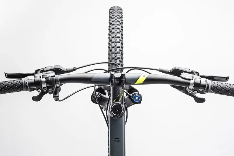 2017 Cube Acid 2X Aluminium Mountain Bike-1