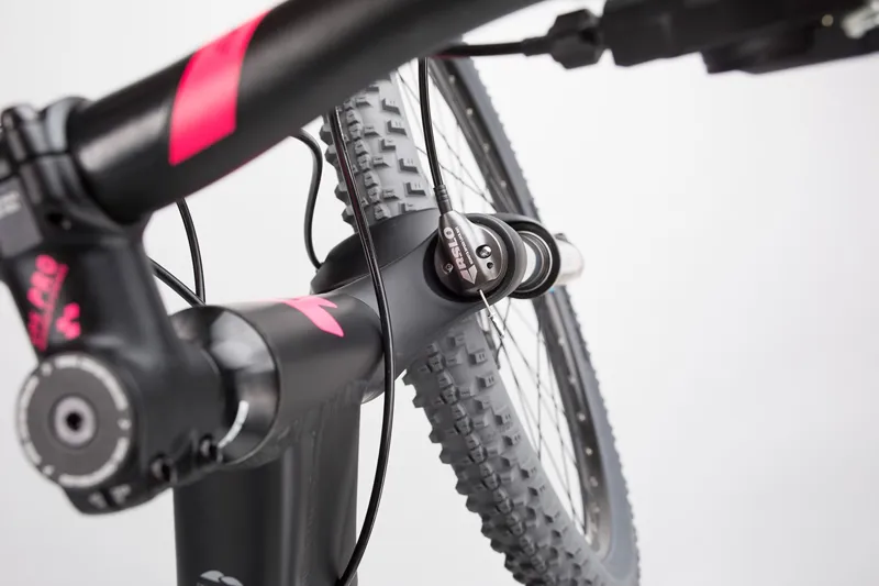 cube womens hybrid bikes