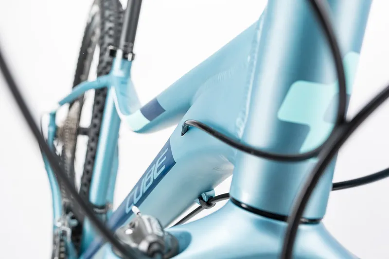 2017 Cube Access Race Womens Aluminium Mountain Bike-5