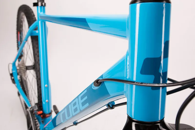 2017 Cube Nature Pro Womens Aluminium Hybrid Bike-5