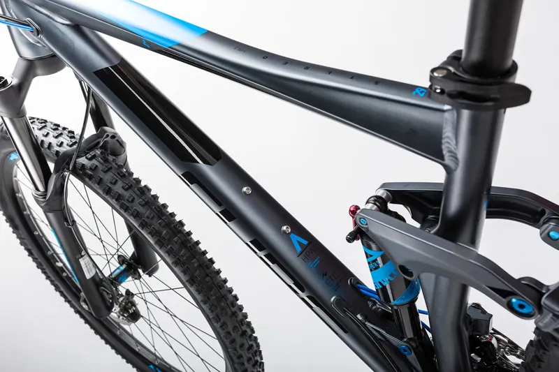 cube stereo race 2017