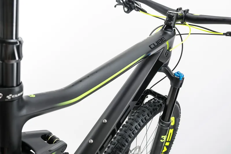 cube stereo carbon 29