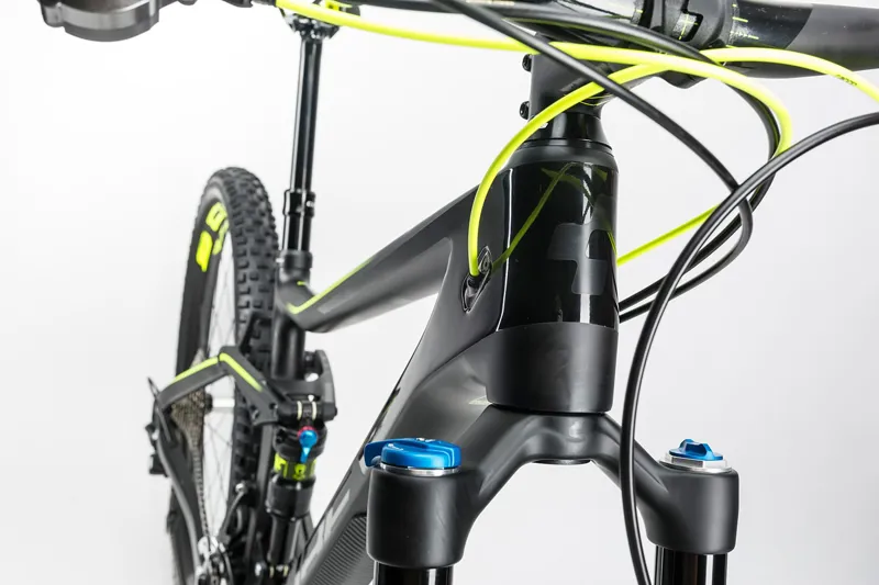 cube mtb 29 carbon