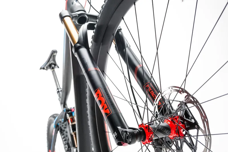 2017 Cube Stereo 140 C:68 SLT 29er Full Sus Carbon Mountain Bike-9