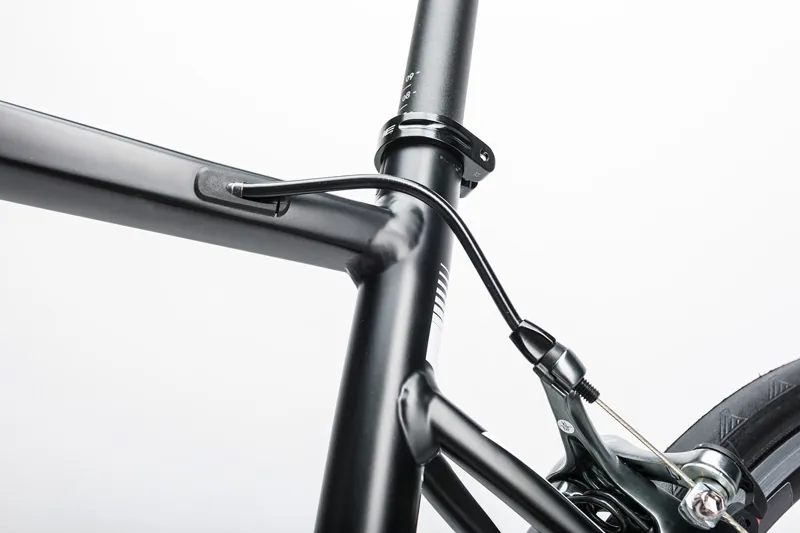 2017 Cube Attain Race Aluminium Road Bike-6