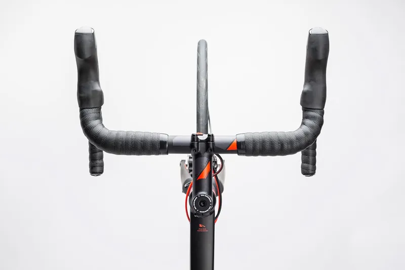 2017 Cube Attain SL Disc Aluminium Road Bike-1