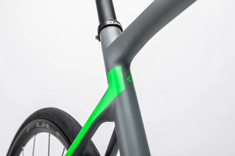 2017 Cube Attain GTC Pro Carbon Road Bike-7