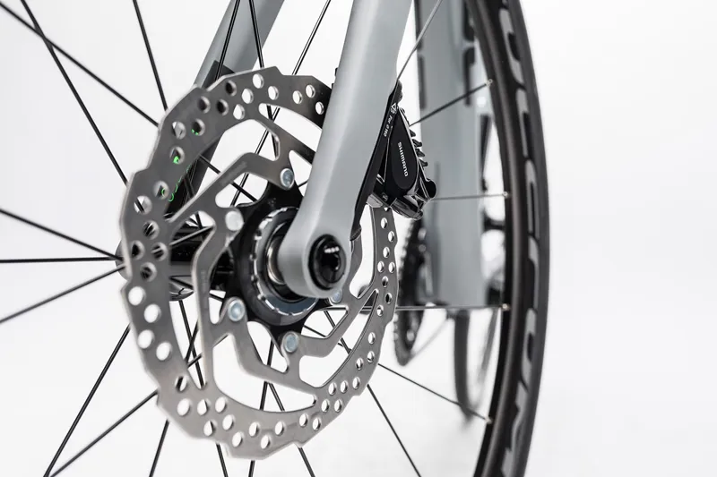 2017 Cube Attain GTC Pro Carbon Road Bike-11