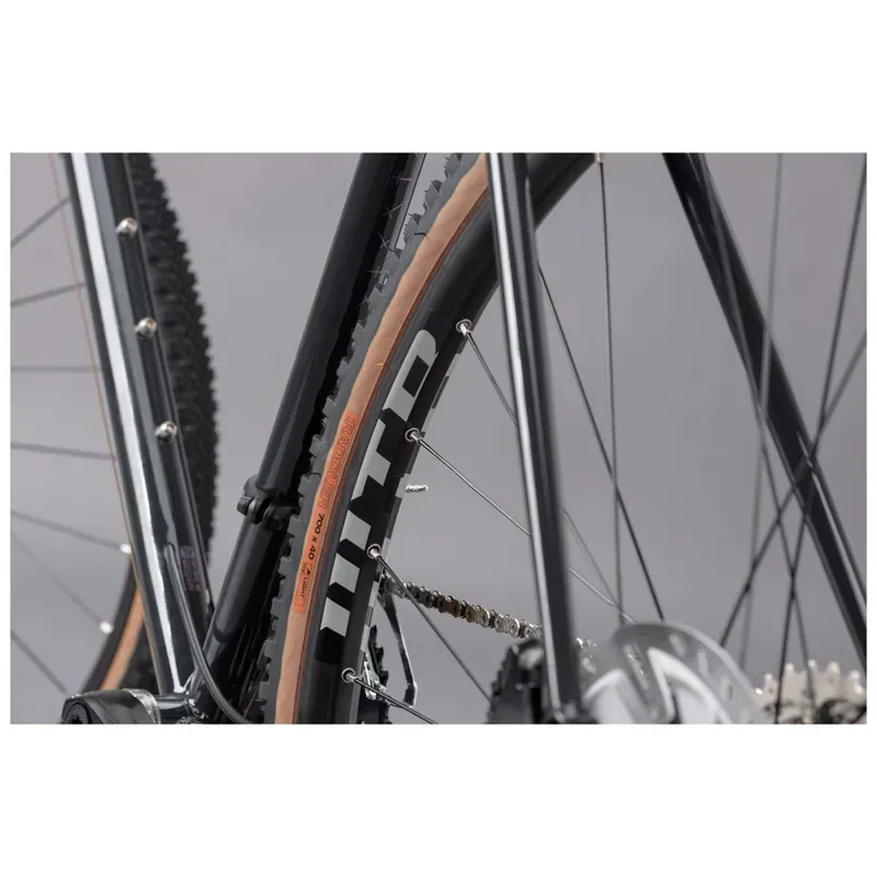 Genesis Croix De Fer 50 Steel Gravel Bike in Black-4
