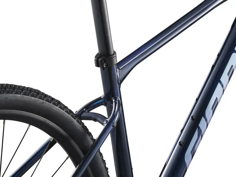 Giant Roam 3 Hybrid Bike in Ultra Navy-5