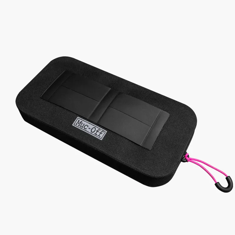 Muc-Off Waterproof Essentials Case-1