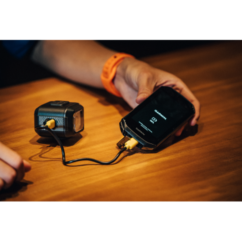 Moon Titan Max Front Light-3