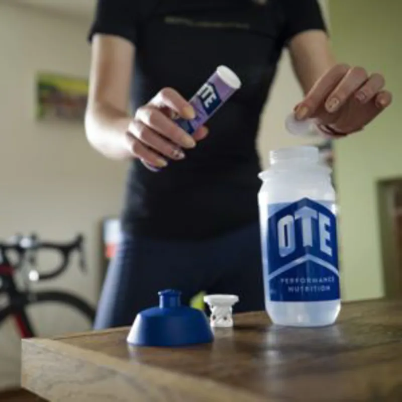 OTE Hydro Tabs 4g Blackcurrant Flavour-1