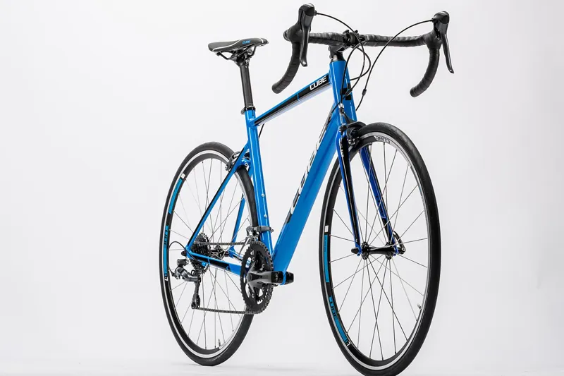 2016 Cube Attain Aluminium Road Bike-1