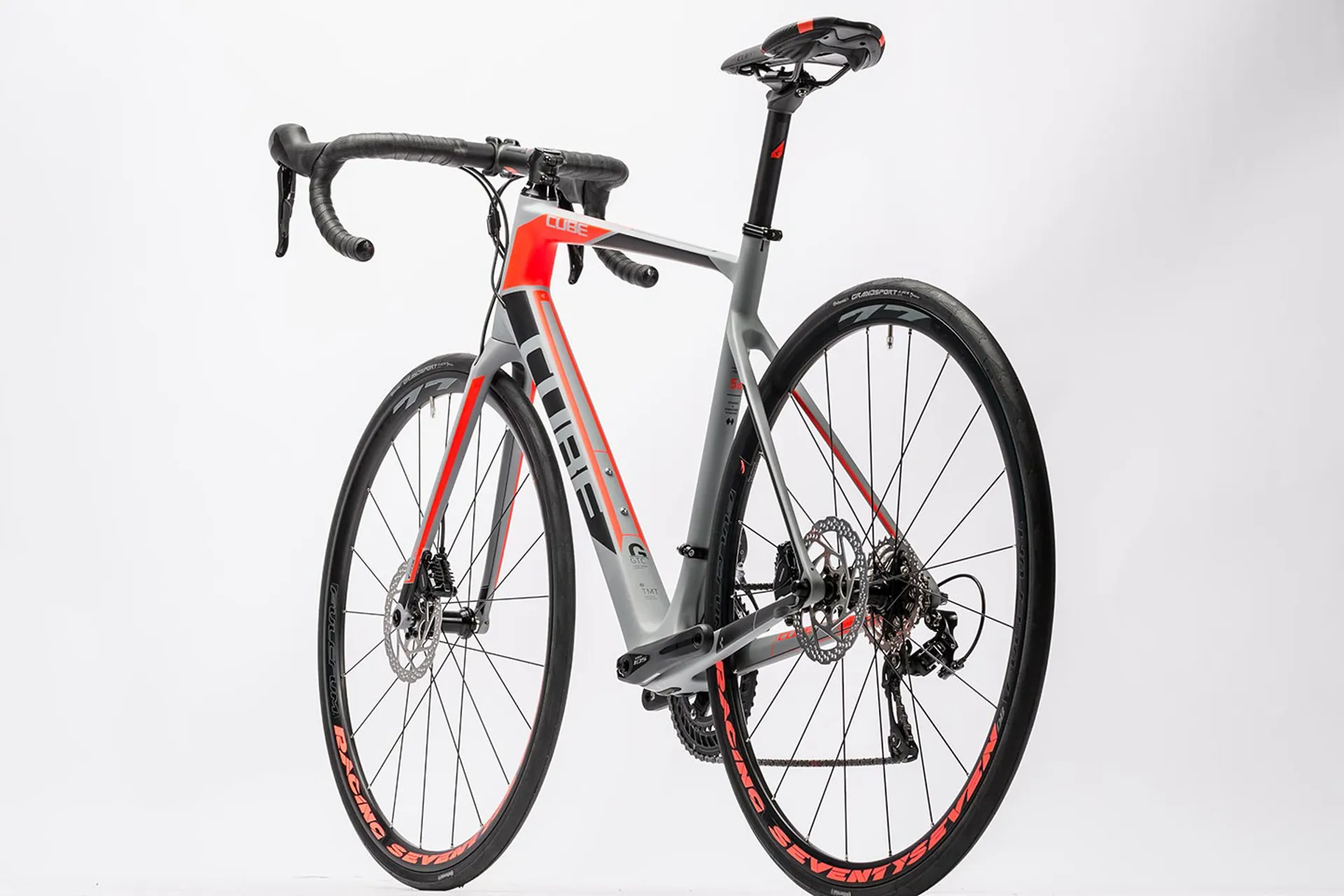 2016 Cube Attain GTC Pro Carbon Road Bike