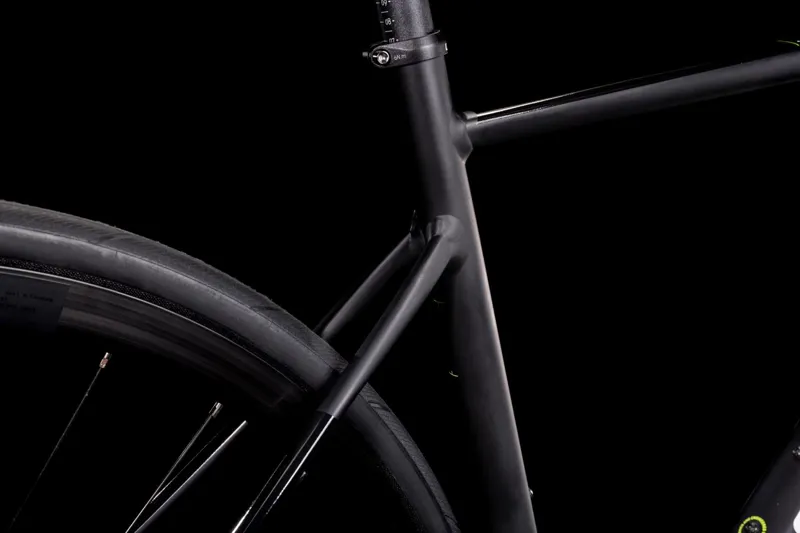 2022 Cube Attain Race Aluminium Road Bike-3