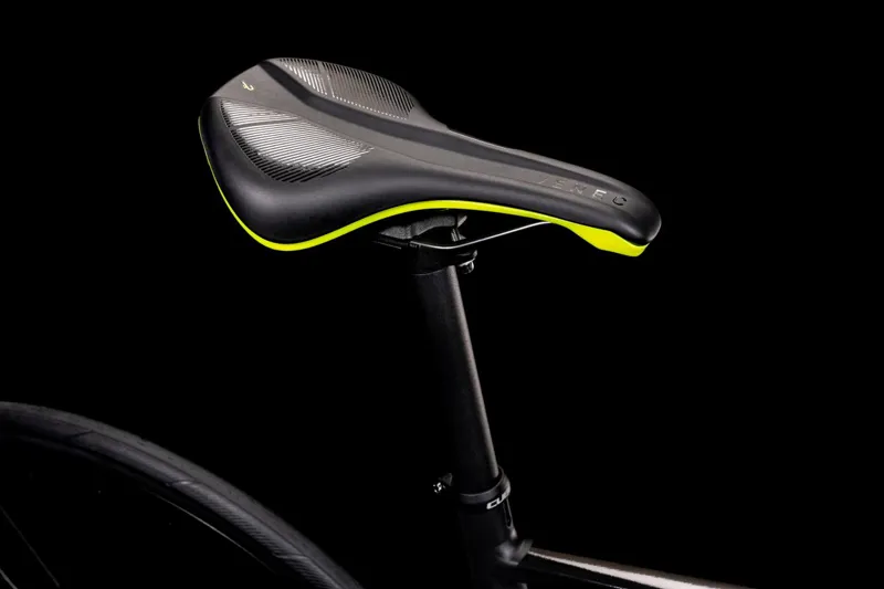 2022 Cube Attain Race Aluminium Road Bike-1